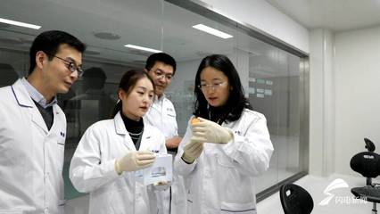 人大代表履職記 李燕，科技創新才是企業立身之本，要讓14億人對醫藥產業充滿信任